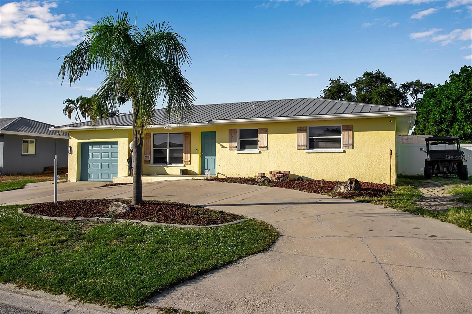 Image 2 of 17 For 8504 43rd Avenue Drive W