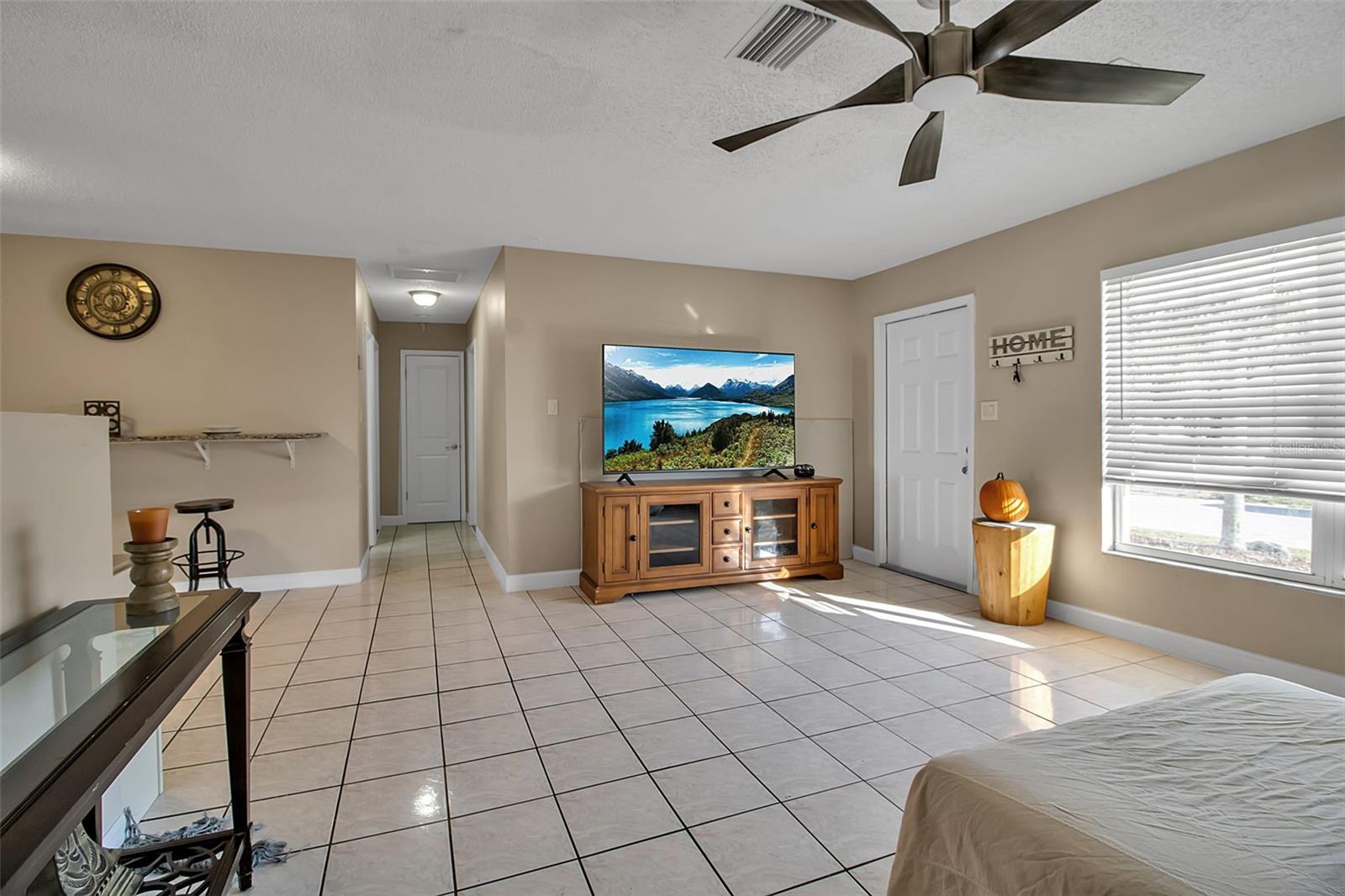 Image 5 of 17 For 8504 43rd Avenue Drive W