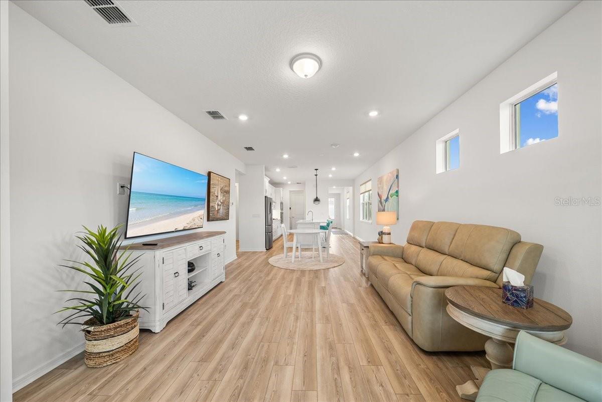 Image 23 of 68 For 9434 Ballaster Pointe Loop