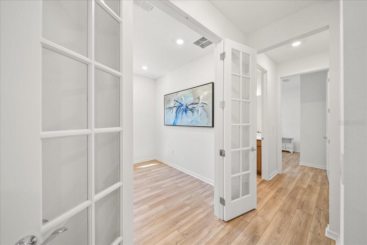 Image 38 of 68 For 9434 Ballaster Pointe Loop