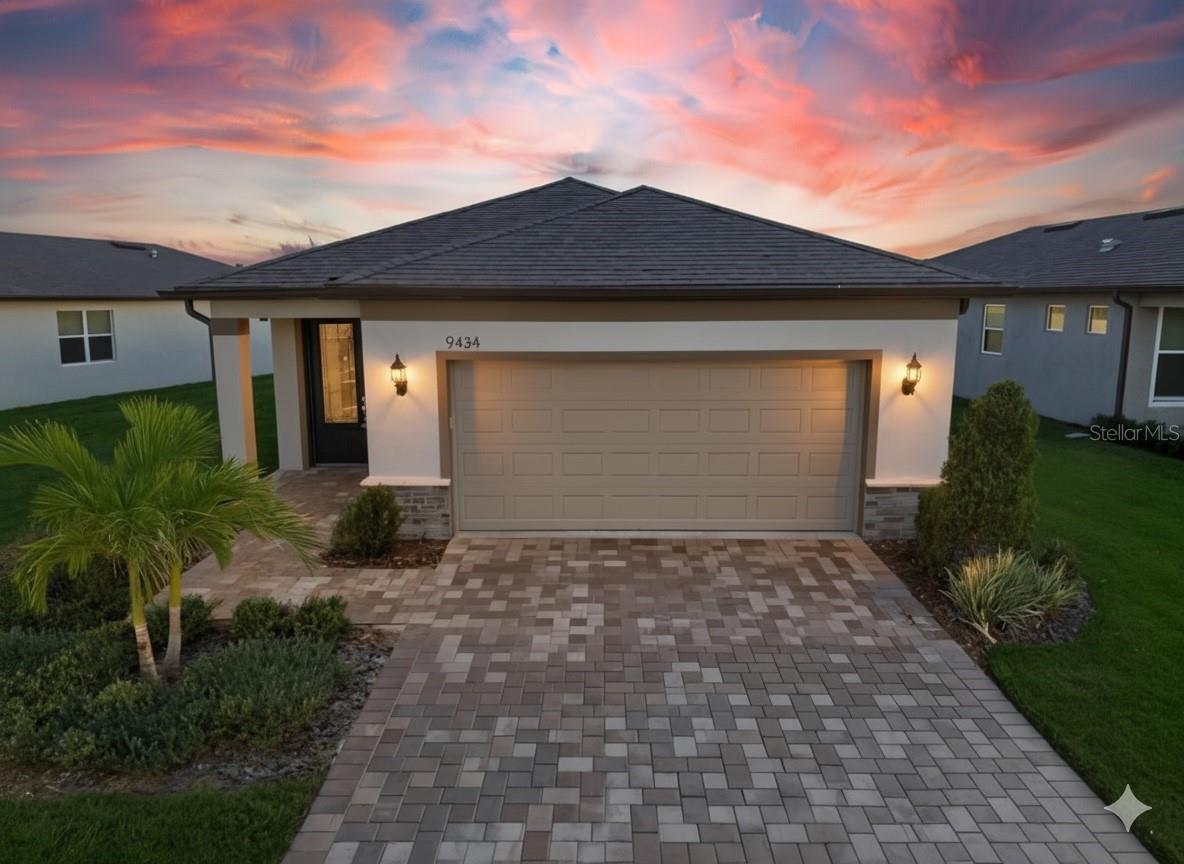 Image 44 of 68 For 9434 Ballaster Pointe Loop