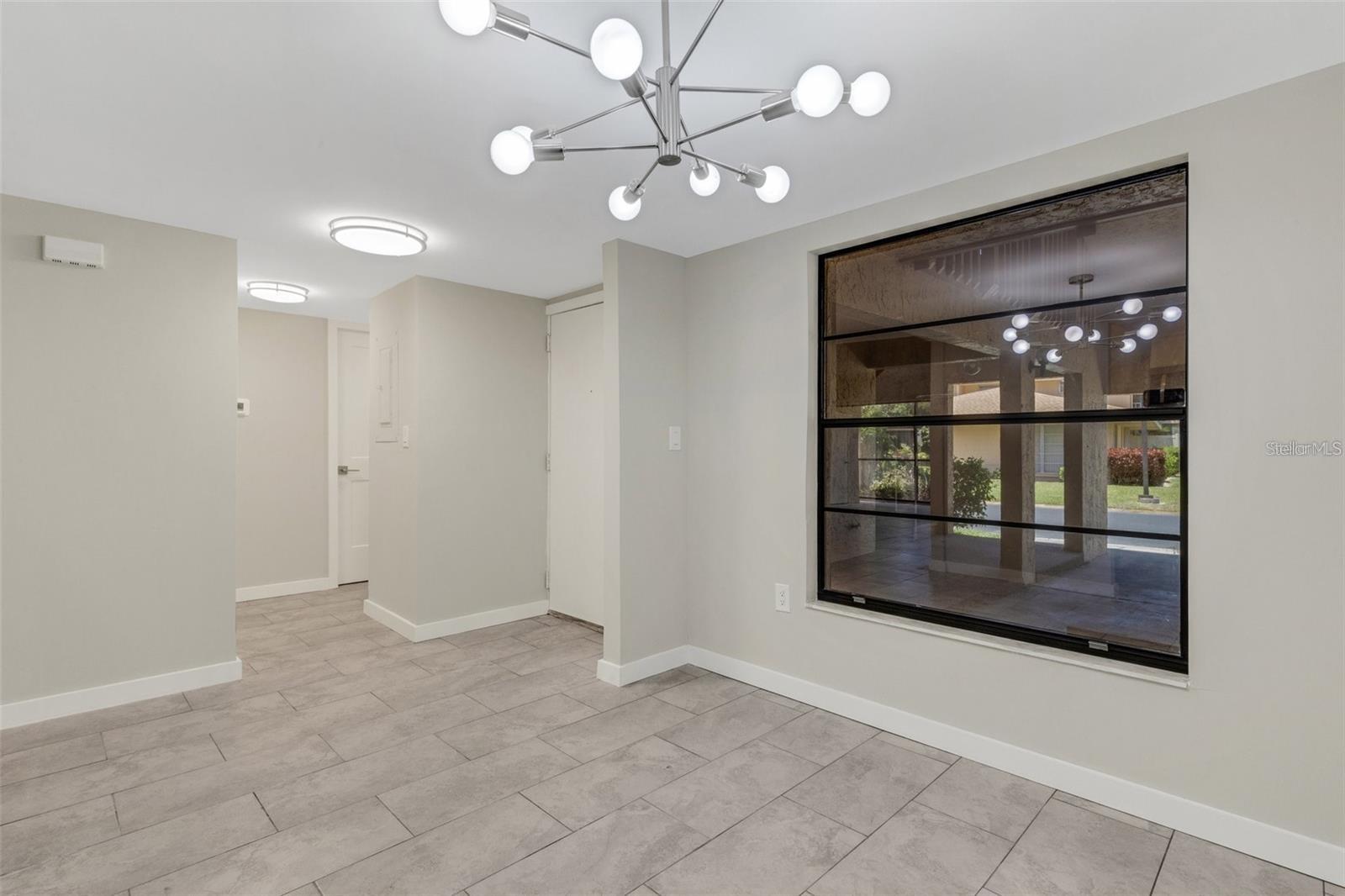 Image 10 of 33 For 2319 Beneva Terrace 2284