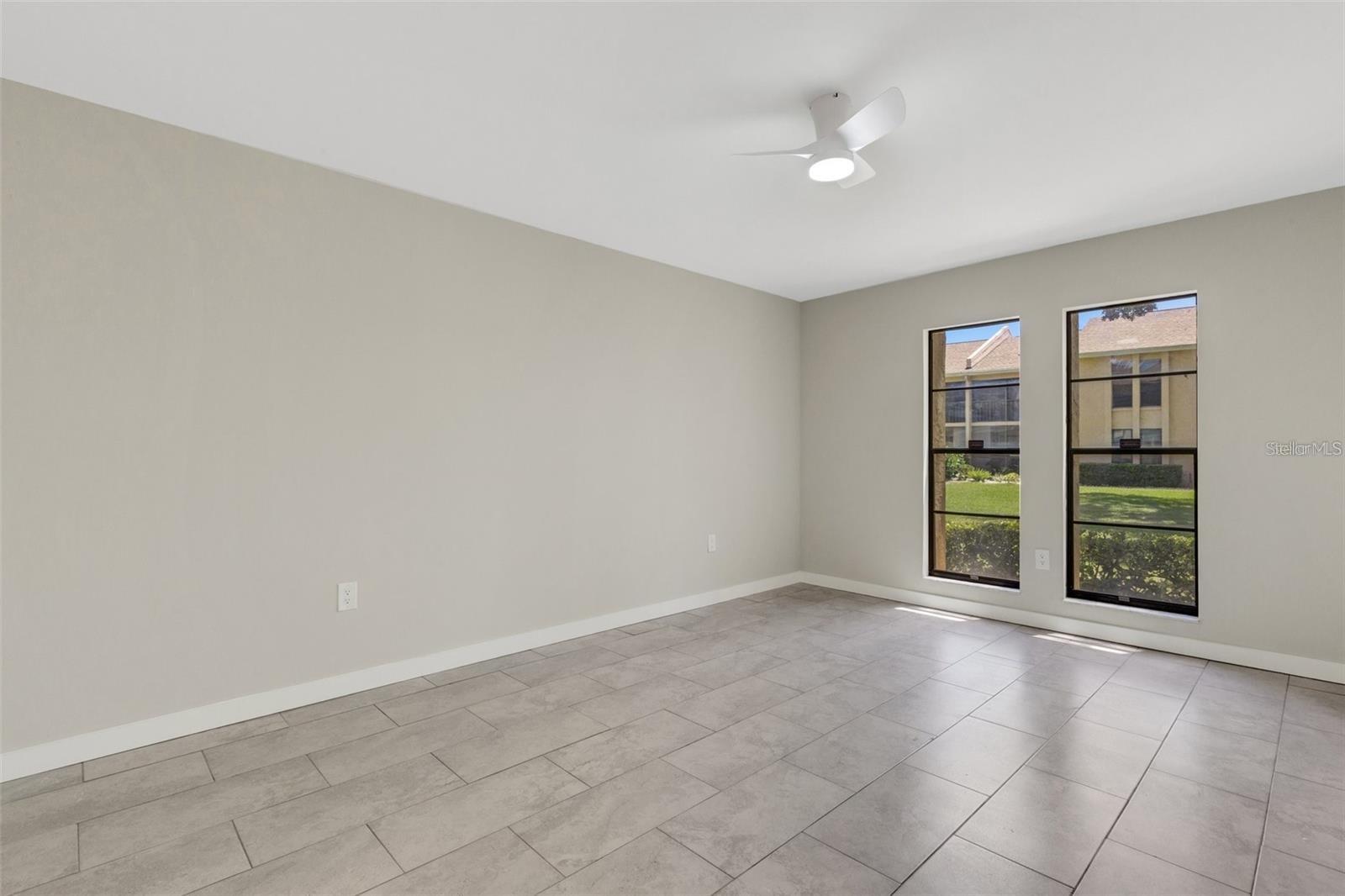 Image 17 of 33 For 2319 Beneva Terrace 2284
