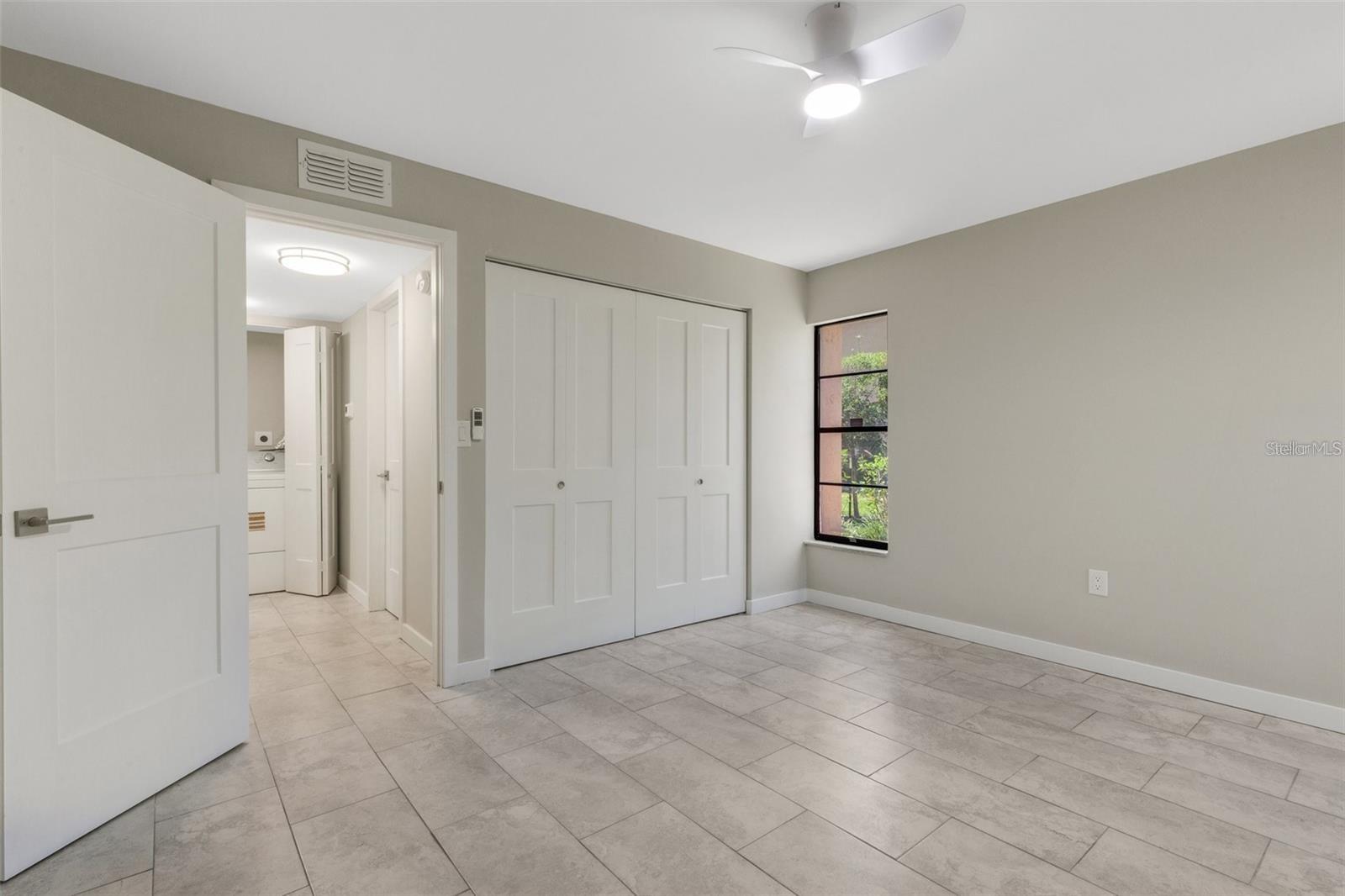 Image 18 of 33 For 2319 Beneva Terrace 2284