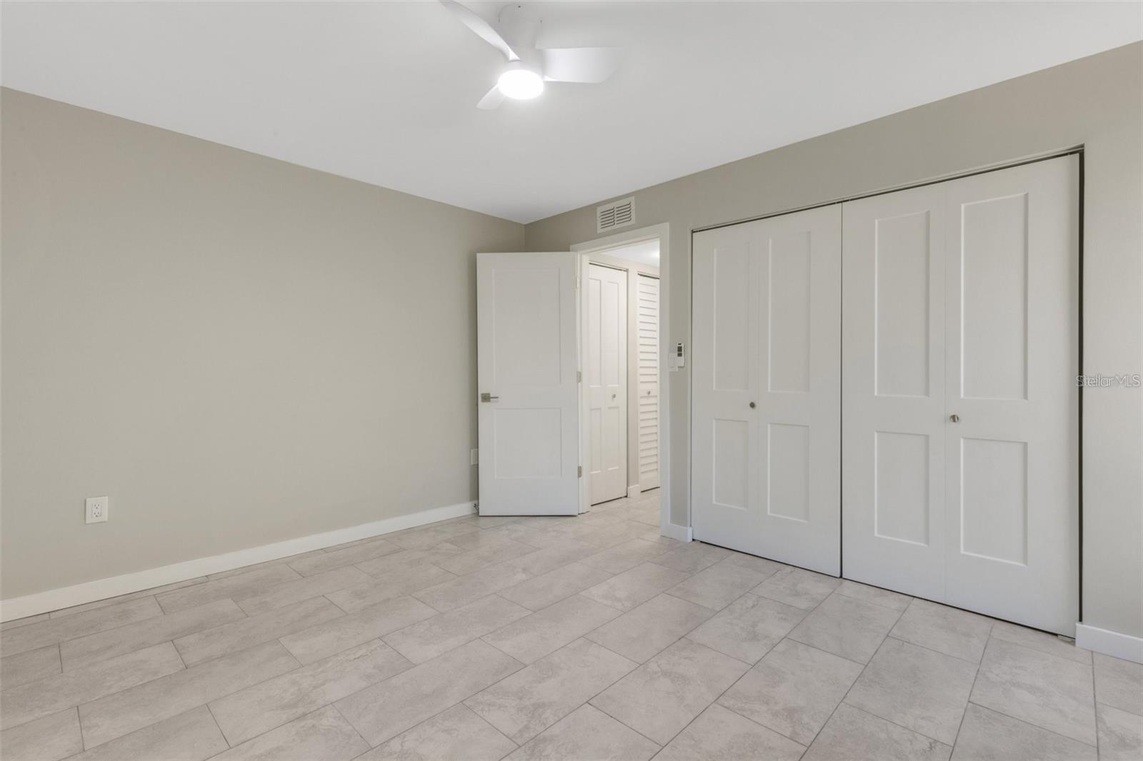 Image 24 of 33 For 2319 Beneva Terrace 2284