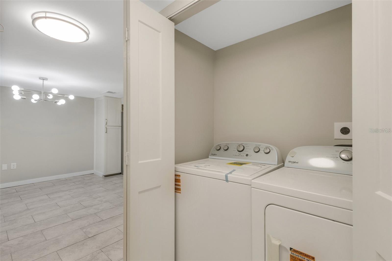 Image 29 of 33 For 2319 Beneva Terrace 2284