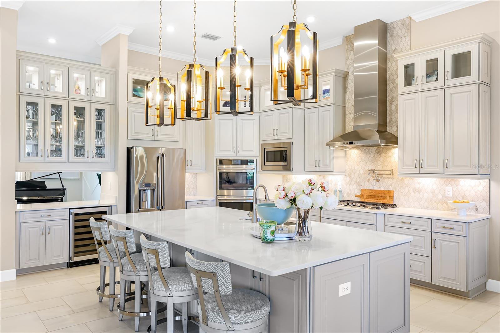 Listing photo id 8 for 8232 Summer Night Road