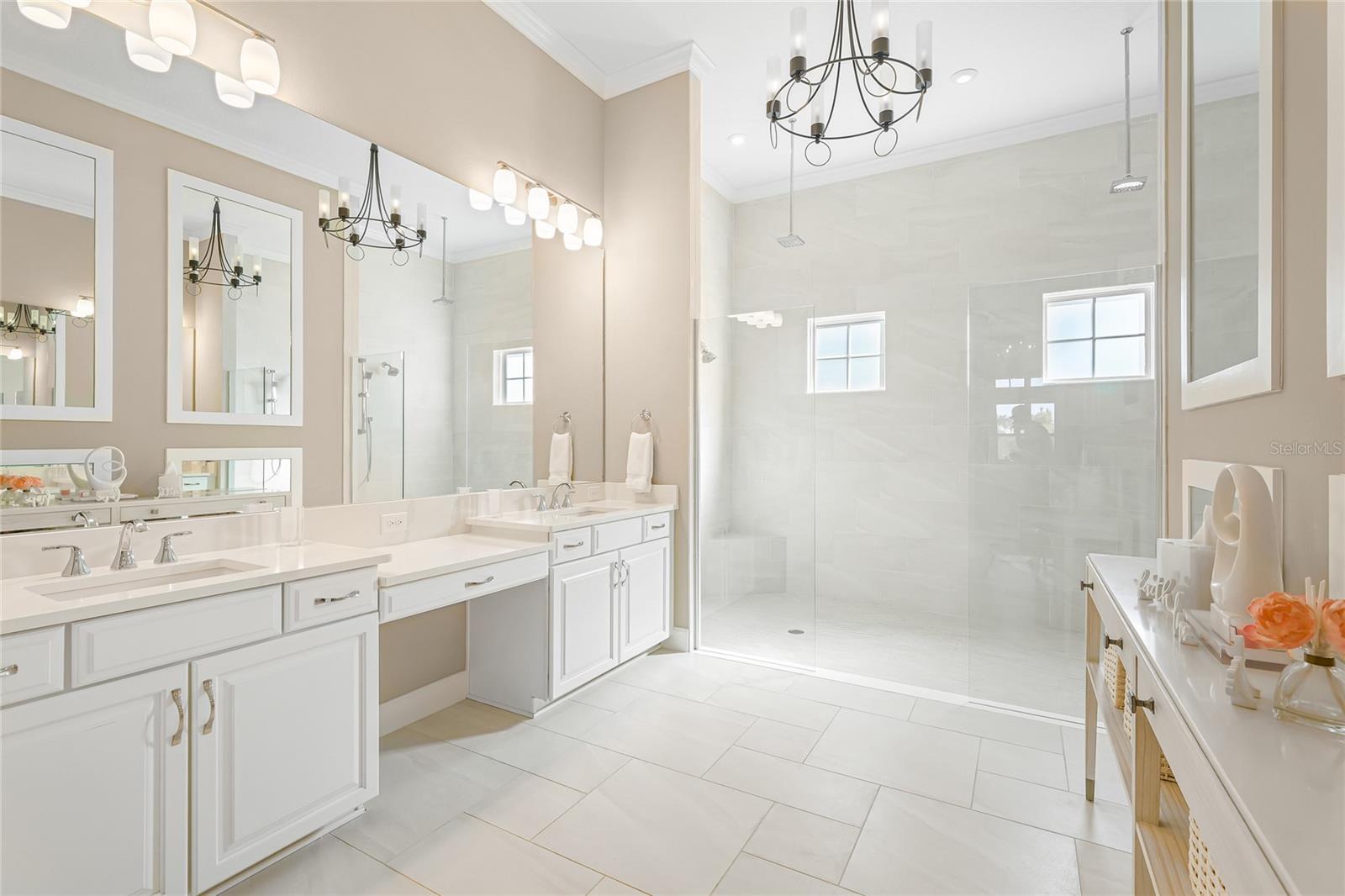 Listing photo id 16 for 8232 Summer Night Road