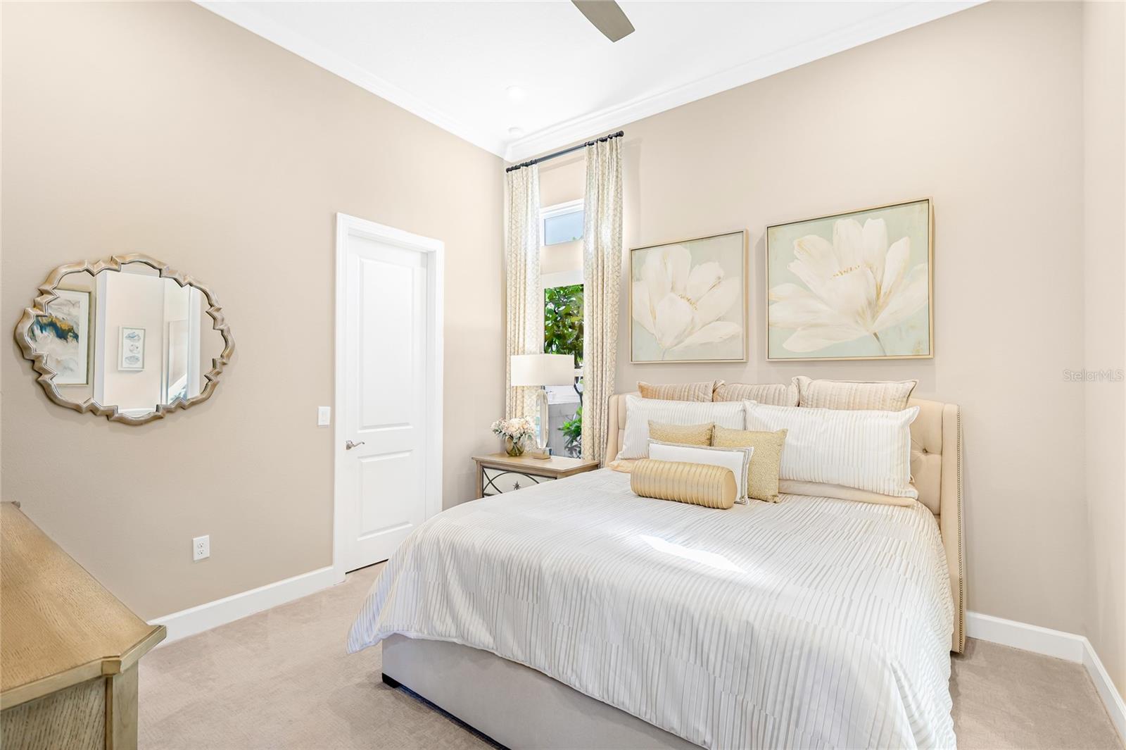 Listing photo id 23 for 8232 Summer Night Road