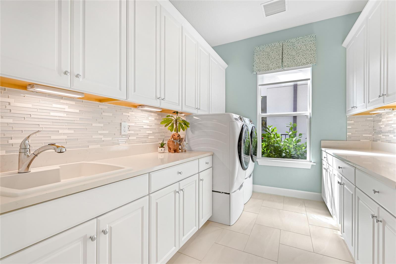 Listing photo id 26 for 8232 Summer Night Road