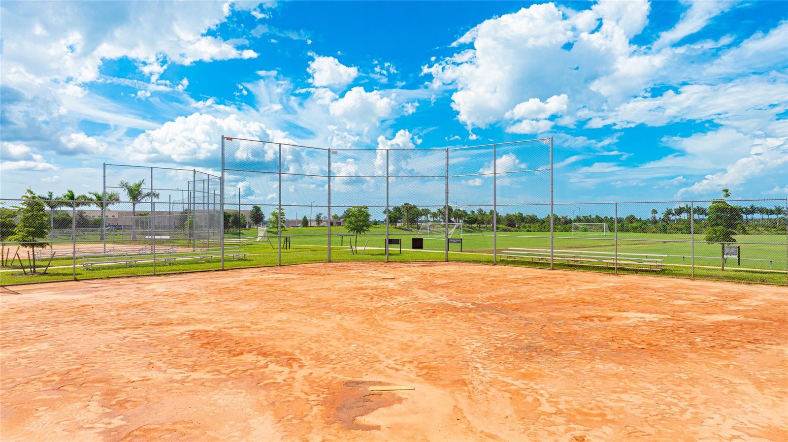 Listing photo id 73 for 8232 Summer Night Road