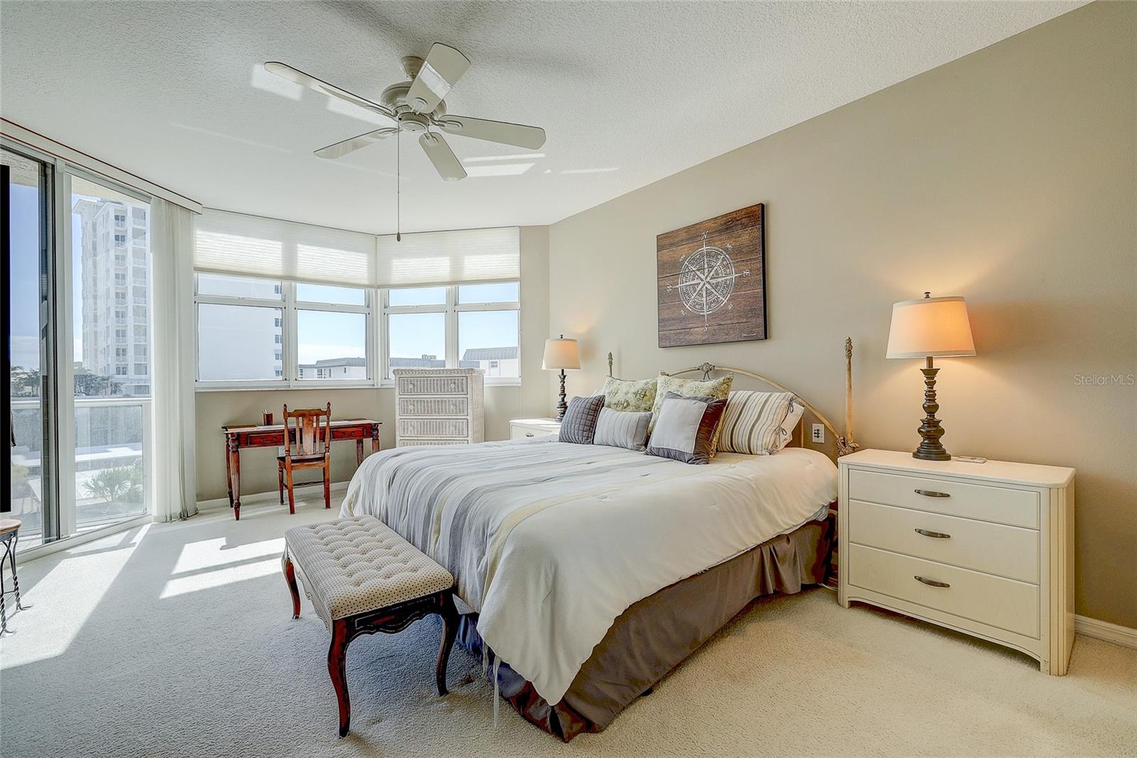 Image 14 of 49 For 1800 Benjamin Franklin Drive A202