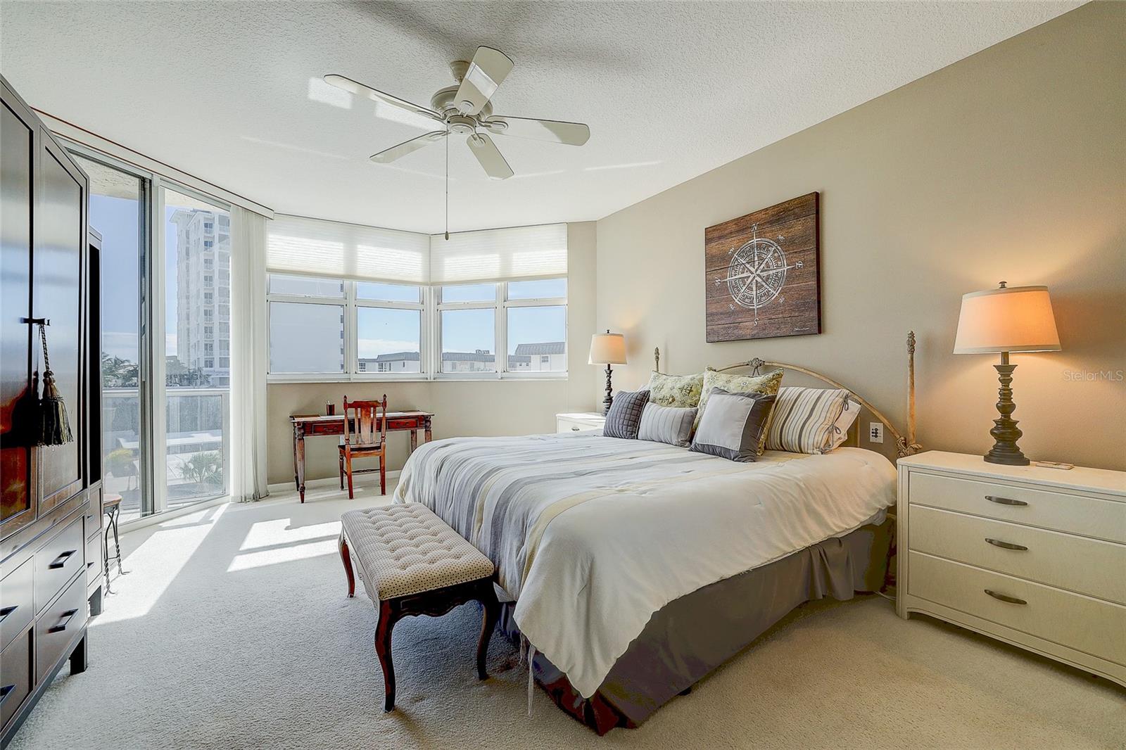 Image 16 of 49 For 1800 Benjamin Franklin Drive A202