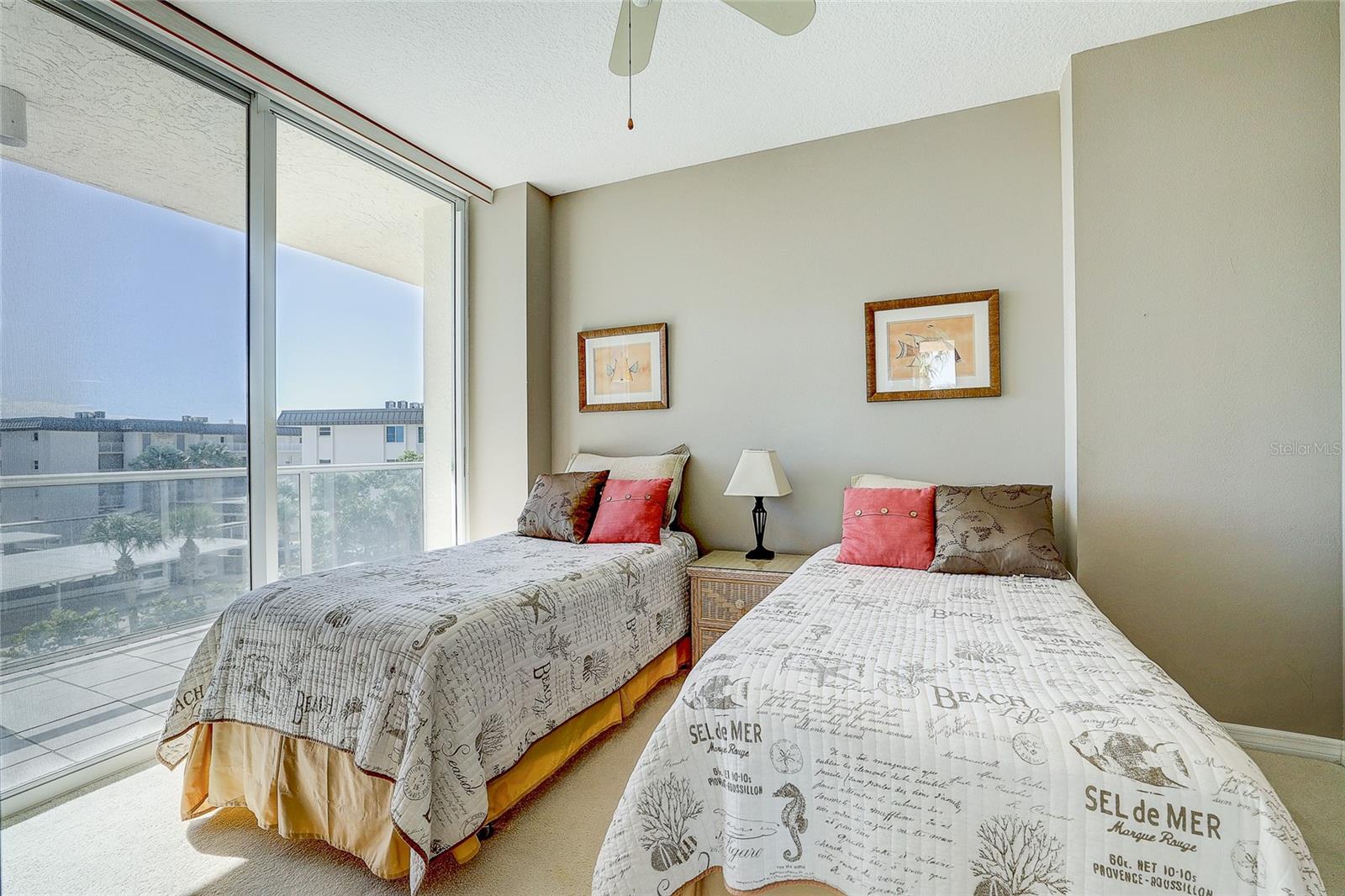 Image 20 of 49 For 1800 Benjamin Franklin Drive A202