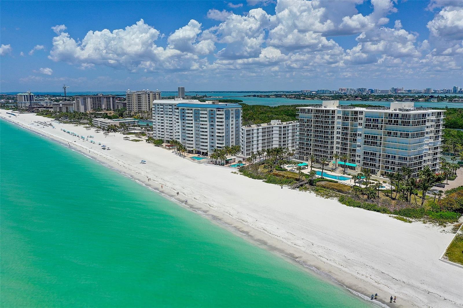 Image 41 of 49 For 1800 Benjamin Franklin Drive A202