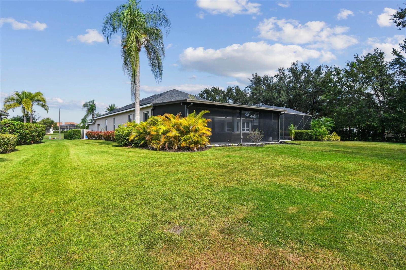 Image 28 of 97 For 2354 Little Country Road