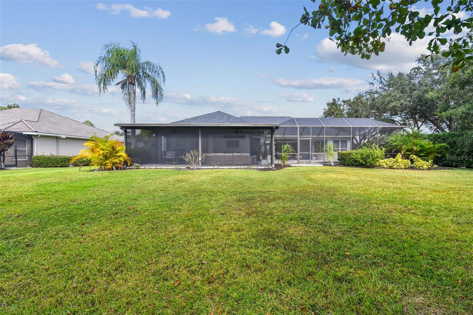 Image 29 of 97 For 2354 Little Country Road