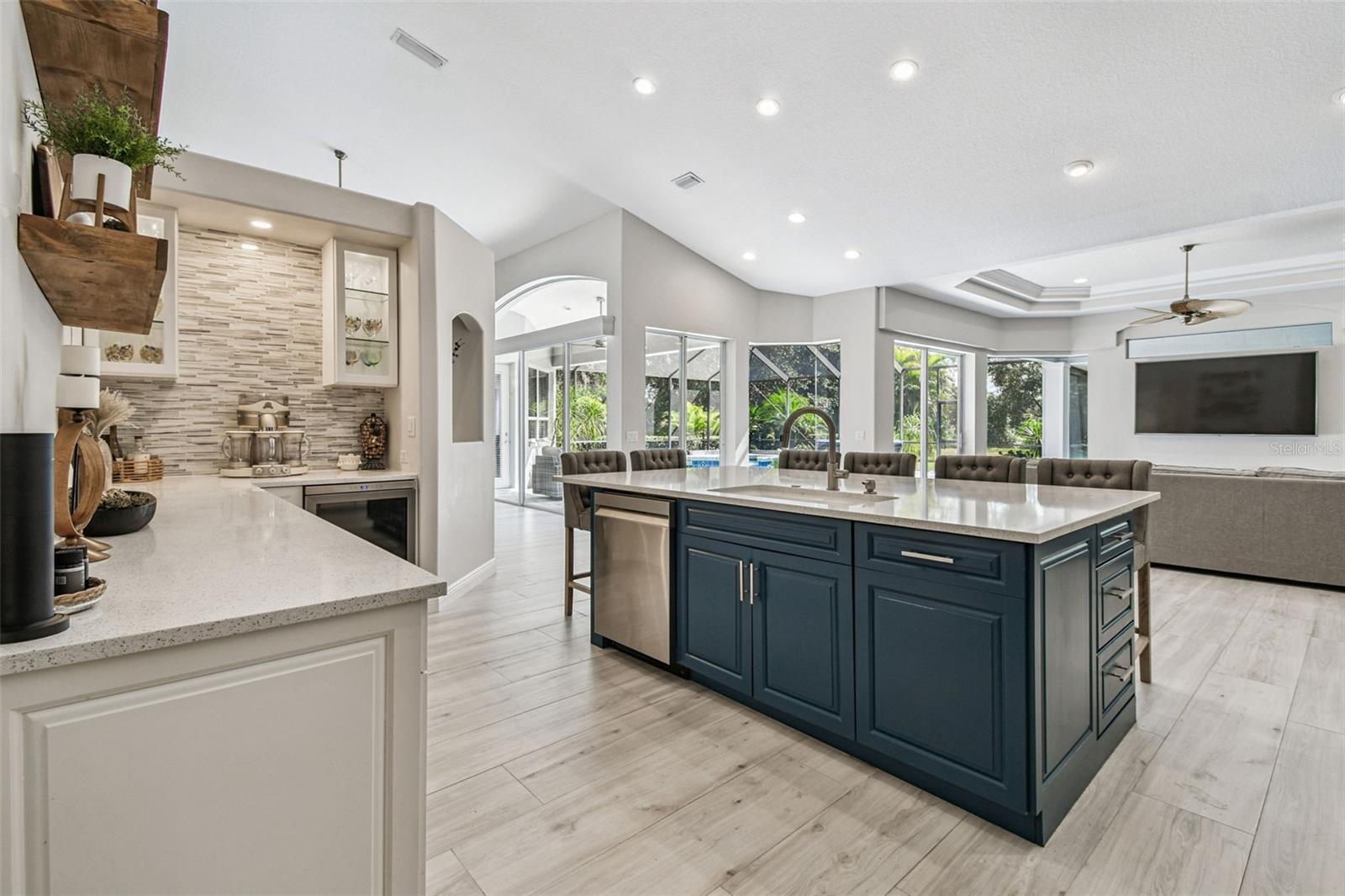 Image 36 of 97 For 2354 Little Country Road