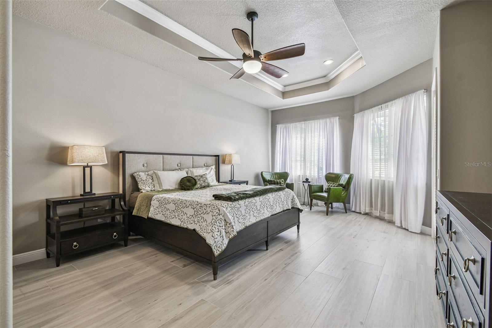 Image 40 of 97 For 2354 Little Country Road