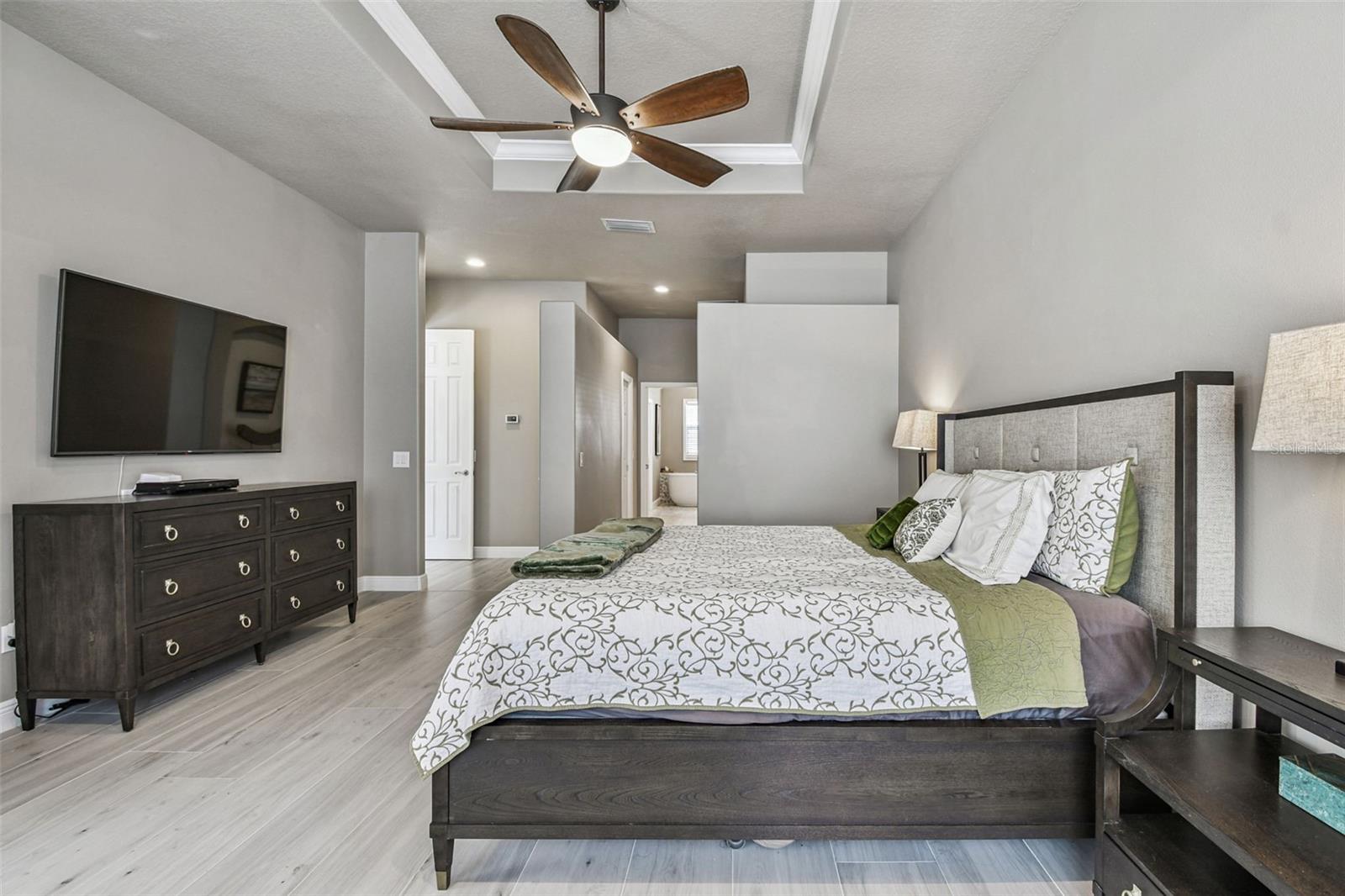 Image 41 of 97 For 2354 Little Country Road