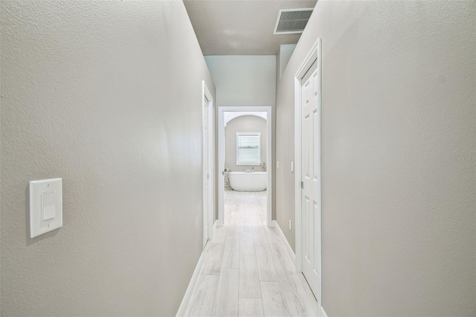 Image 43 of 97 For 2354 Little Country Road