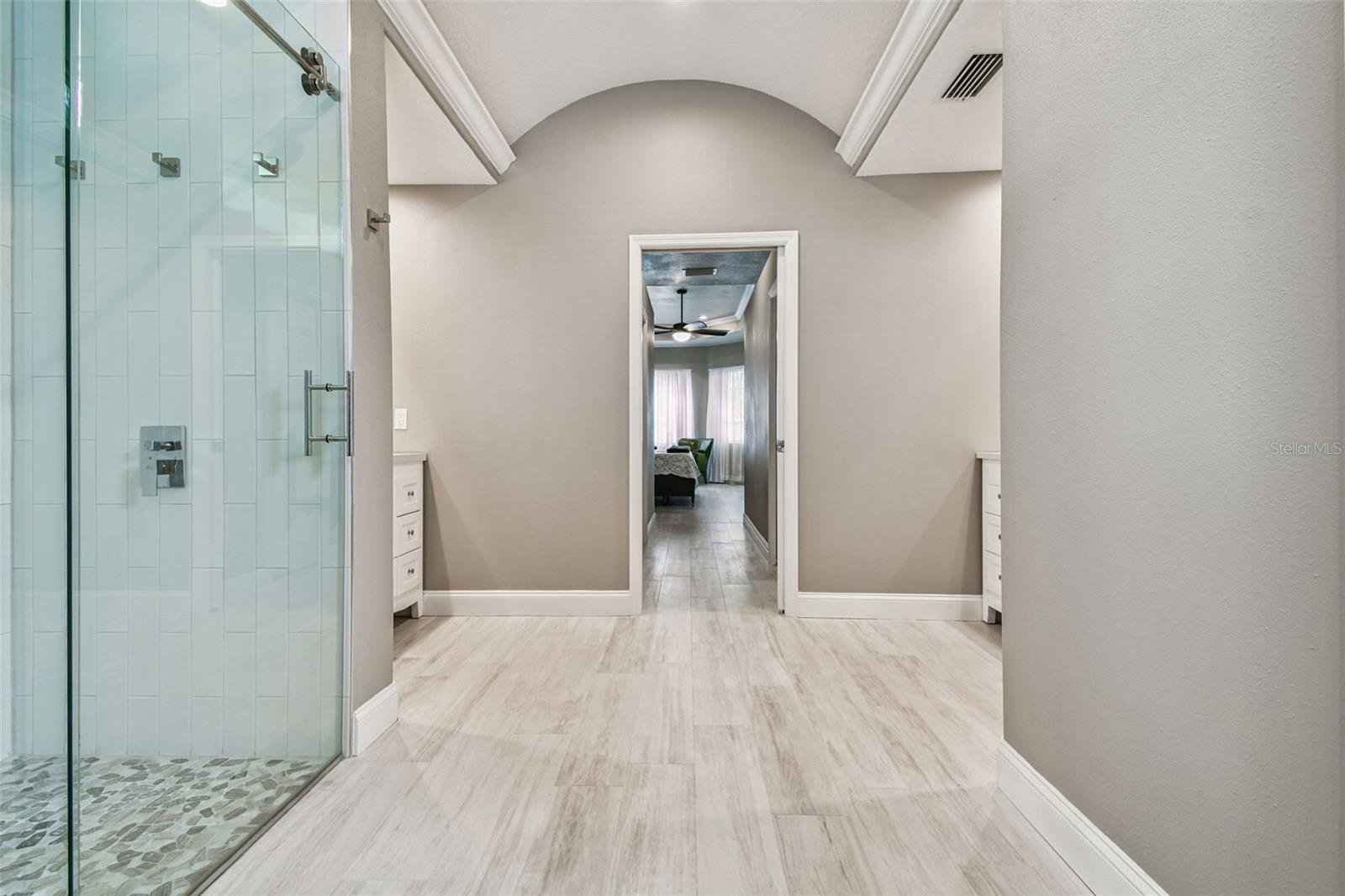 Image 50 of 97 For 2354 Little Country Road