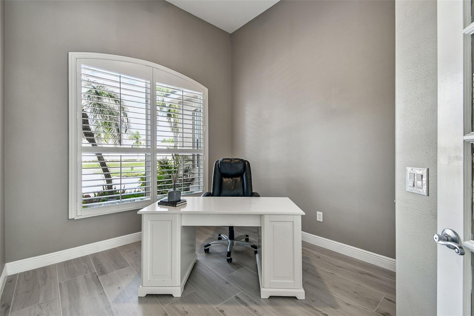 Image 52 of 97 For 2354 Little Country Road