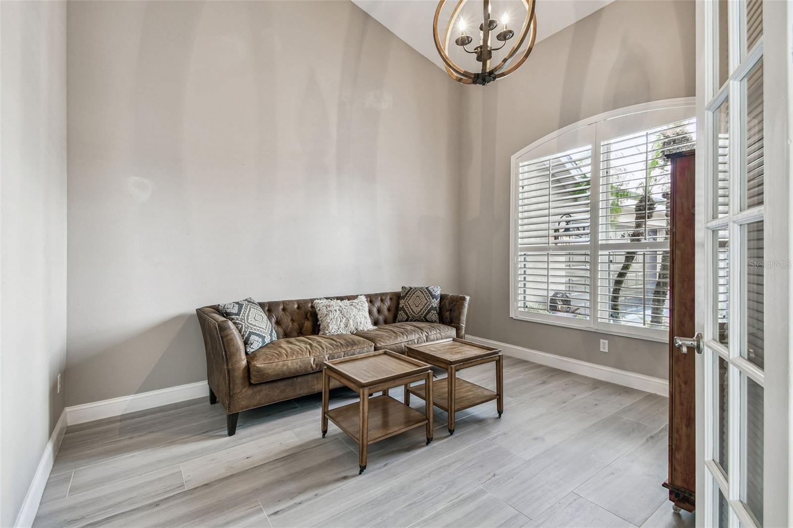 Image 54 of 97 For 2354 Little Country Road