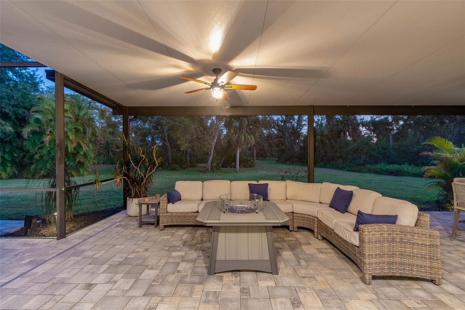 Image 6 of 97 For 2354 Little Country Road