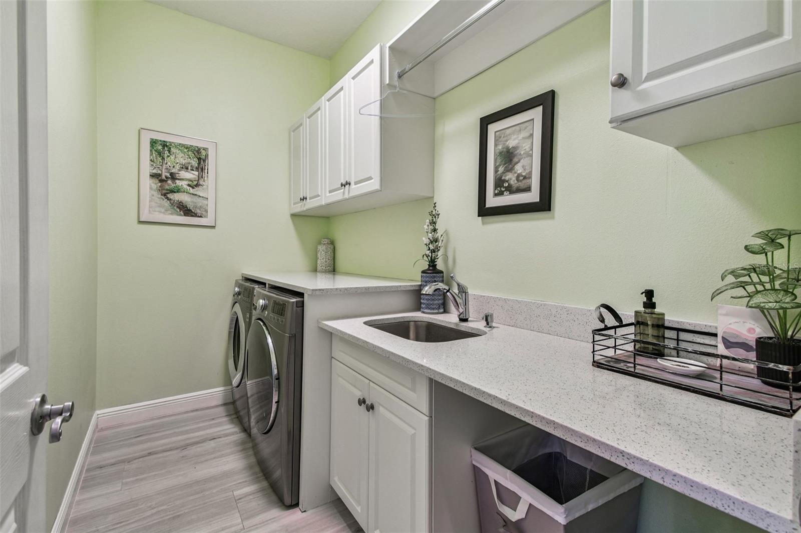 Image 72 of 97 For 2354 Little Country Road