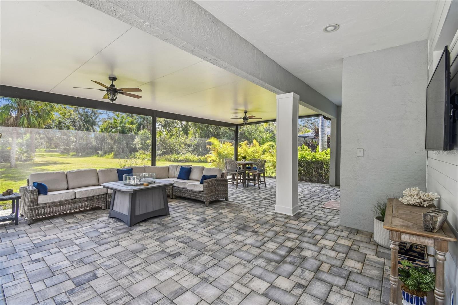 Image 83 of 97 For 2354 Little Country Road