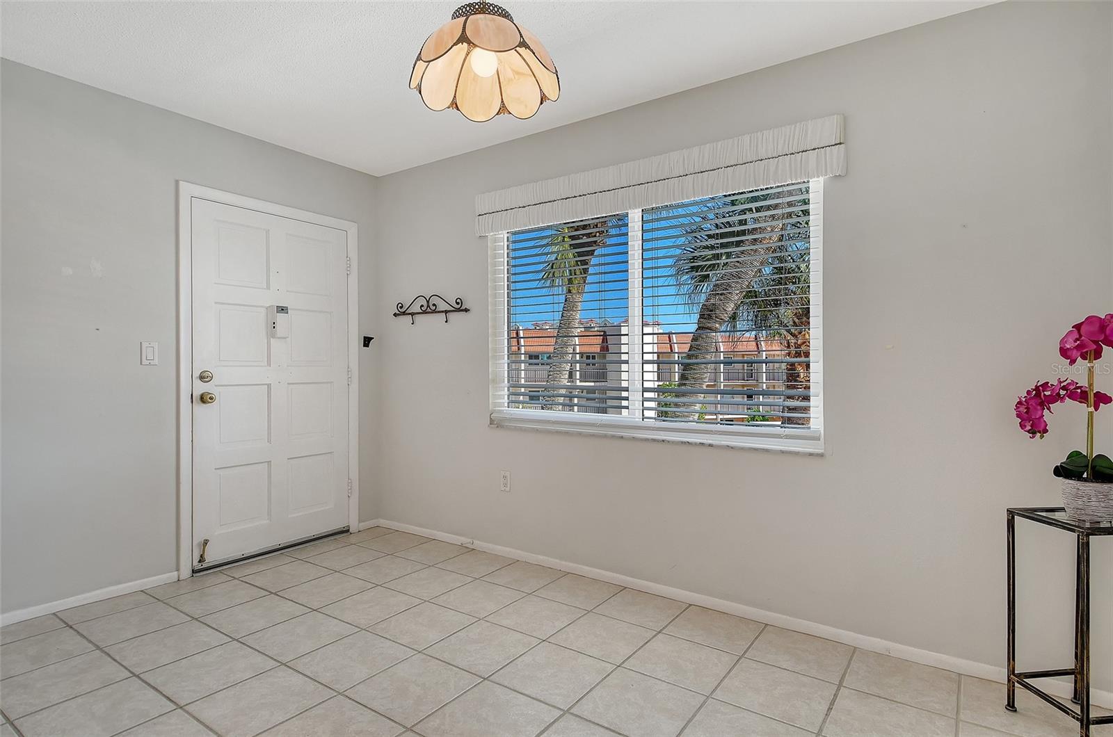 Image 6 of 32 For 260 Santa Maria Street 305