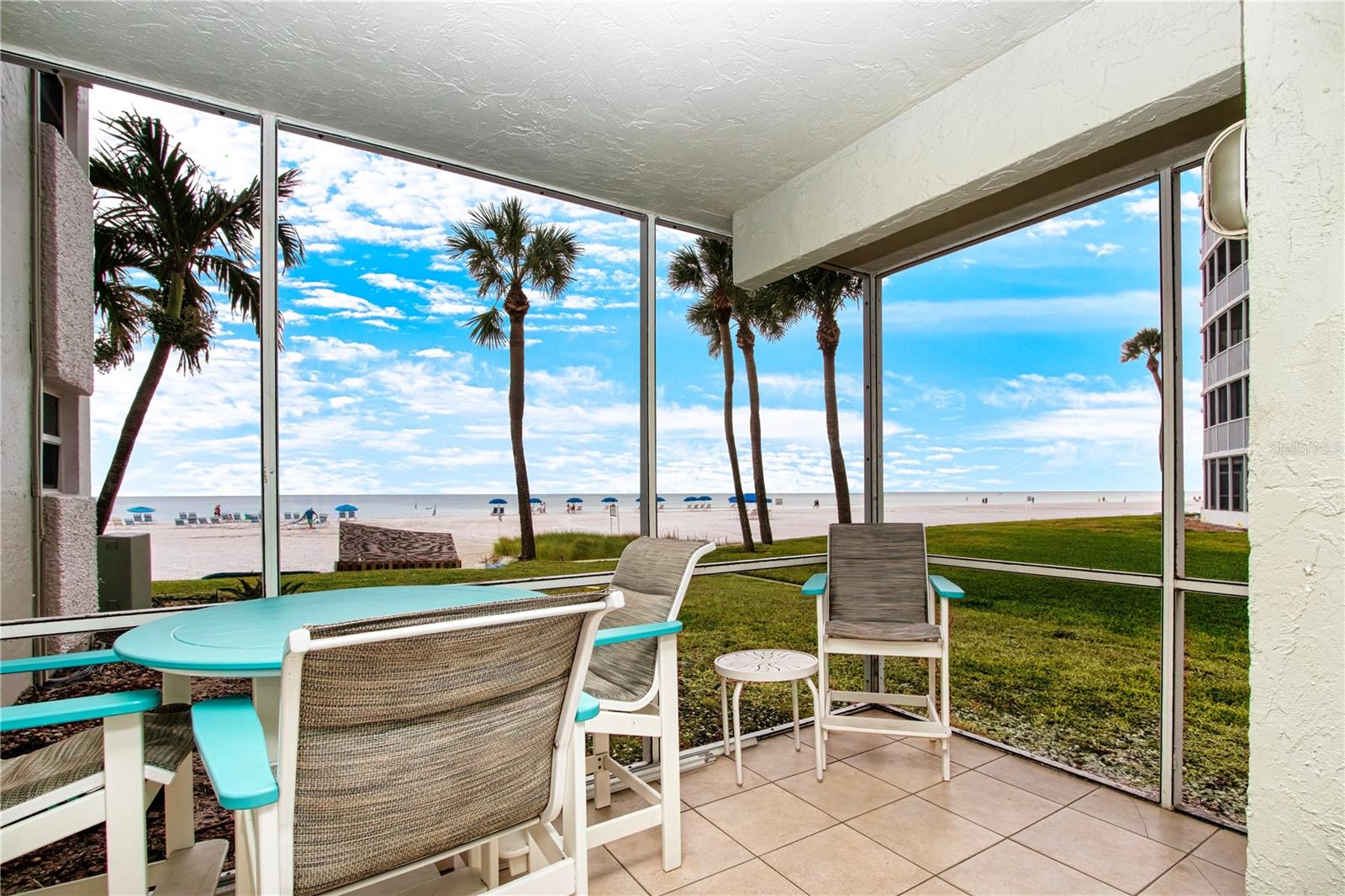 Image 19 of 54 For 6310 Midnight Pass Road 102n