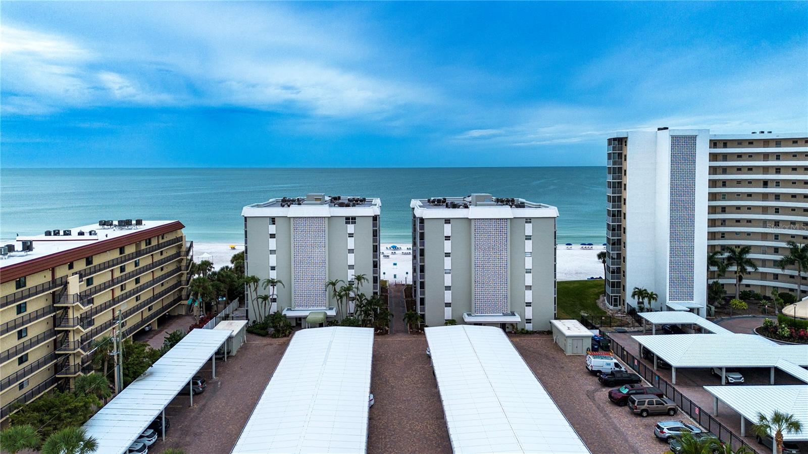 Image 3 of 54 For 6310 Midnight Pass Road 102n