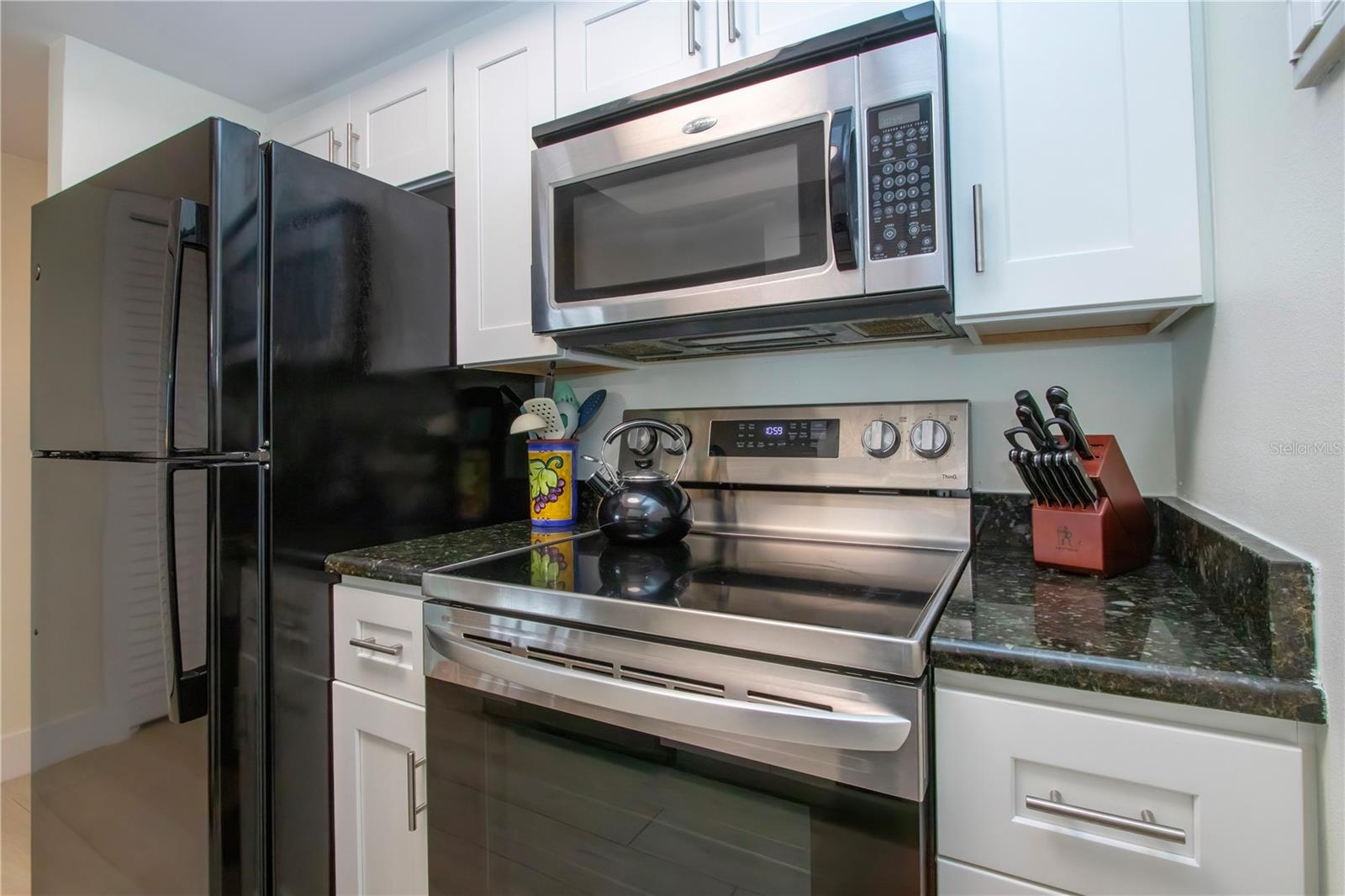 Image 31 of 54 For 6310 Midnight Pass Road 102n