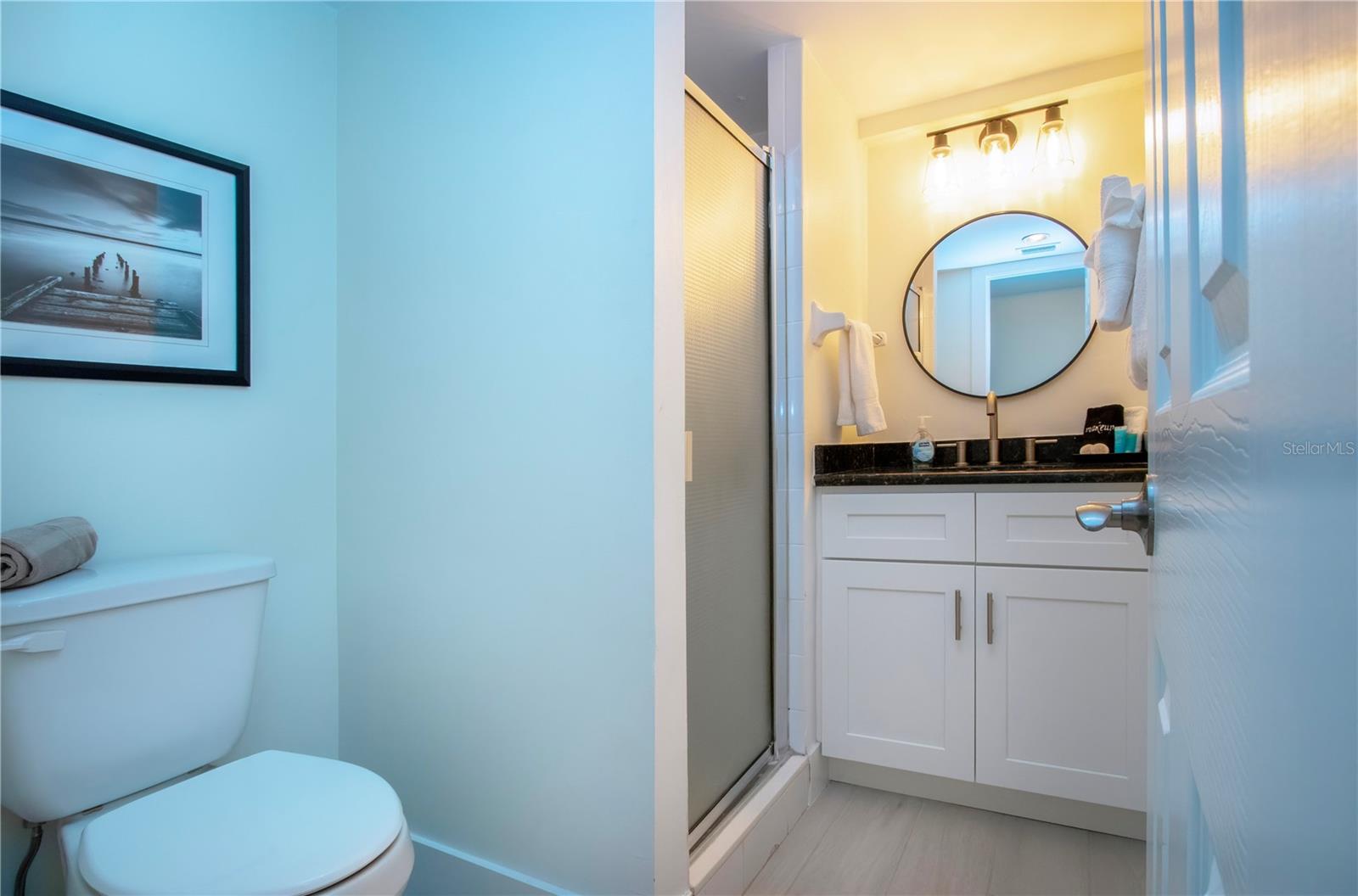 Image 37 of 54 For 6310 Midnight Pass Road 102n