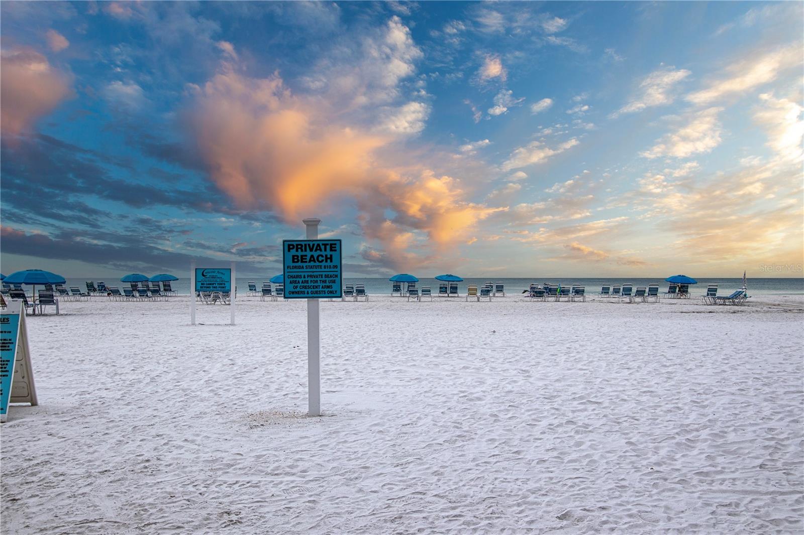 Image 52 of 54 For 6310 Midnight Pass Road 102n