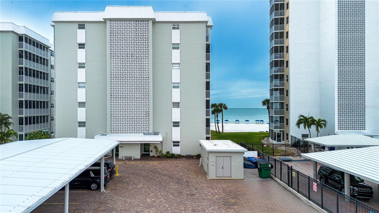 Image 7 of 54 For 6310 Midnight Pass Road 102n