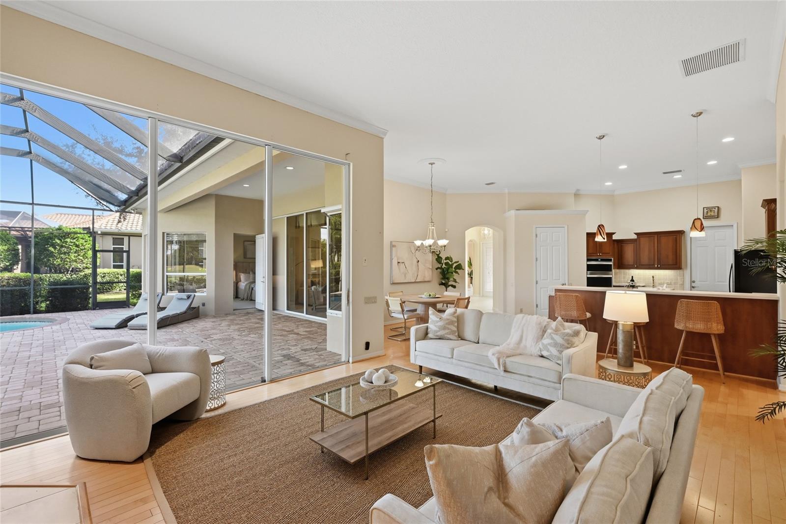 Image 13 of 63 For 7131 Beechmont Terrace