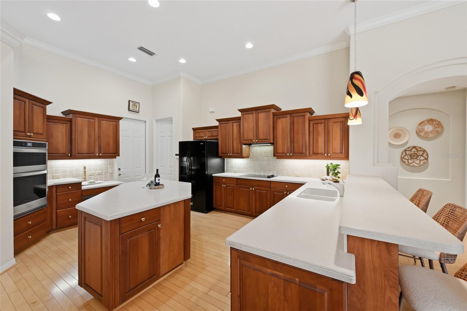 Image 16 of 63 For 7131 Beechmont Terrace