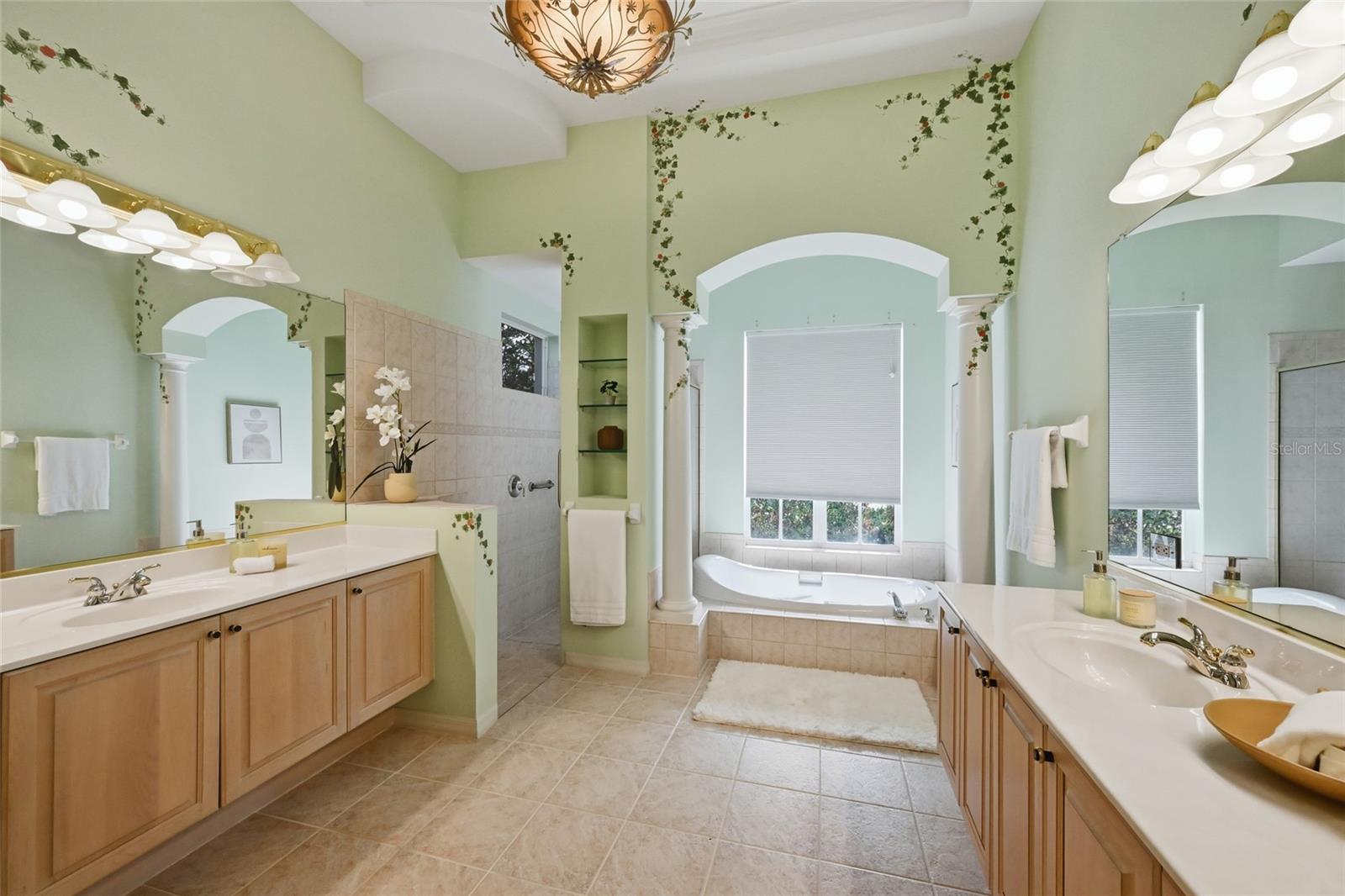 Image 31 of 63 For 7131 Beechmont Terrace