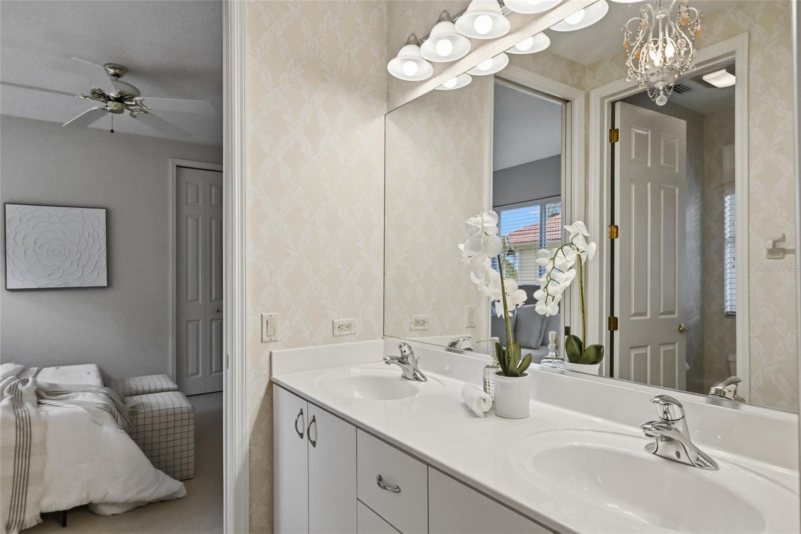 Image 44 of 63 For 7131 Beechmont Terrace