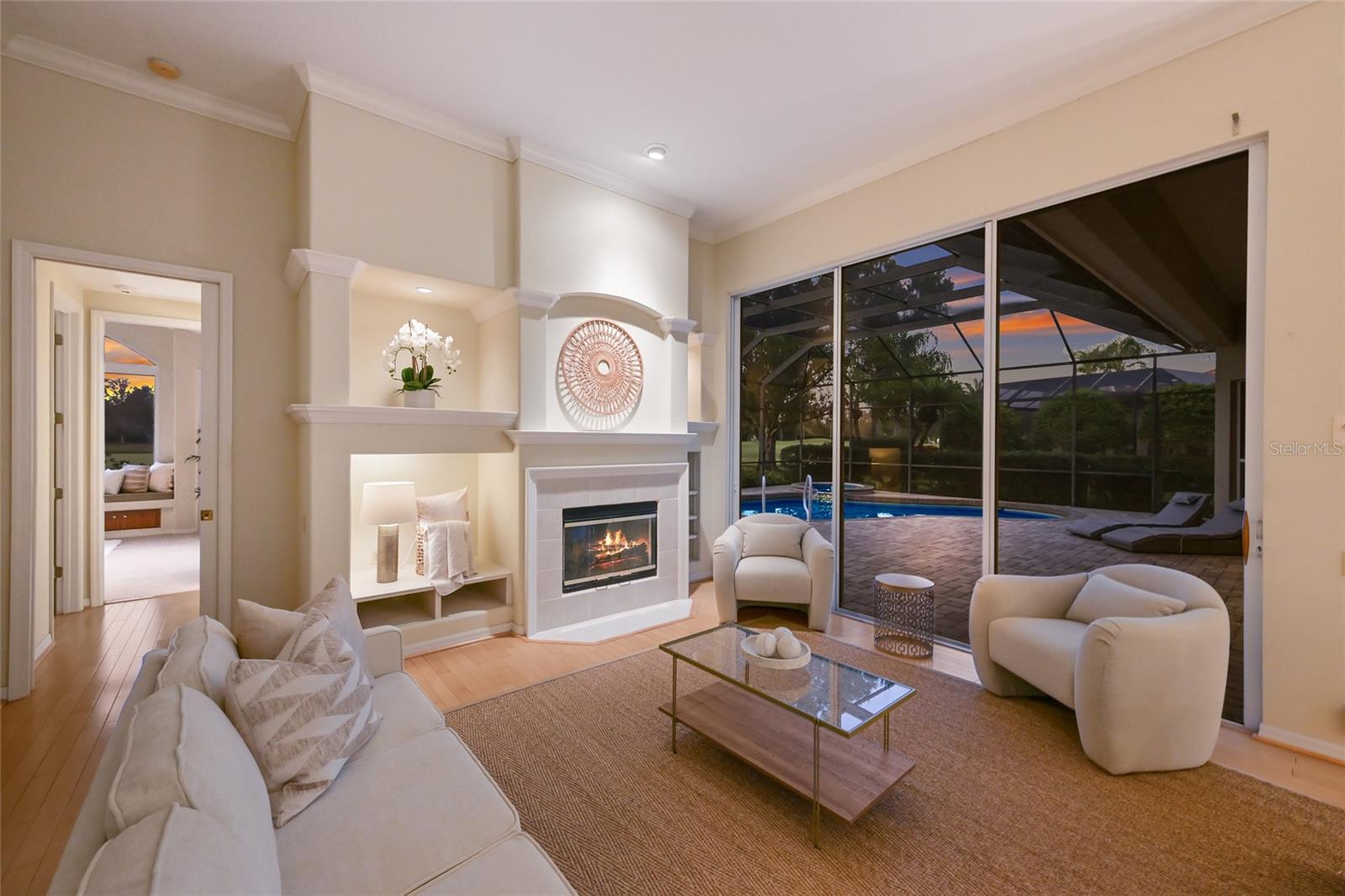 Image 5 of 63 For 7131 Beechmont Terrace