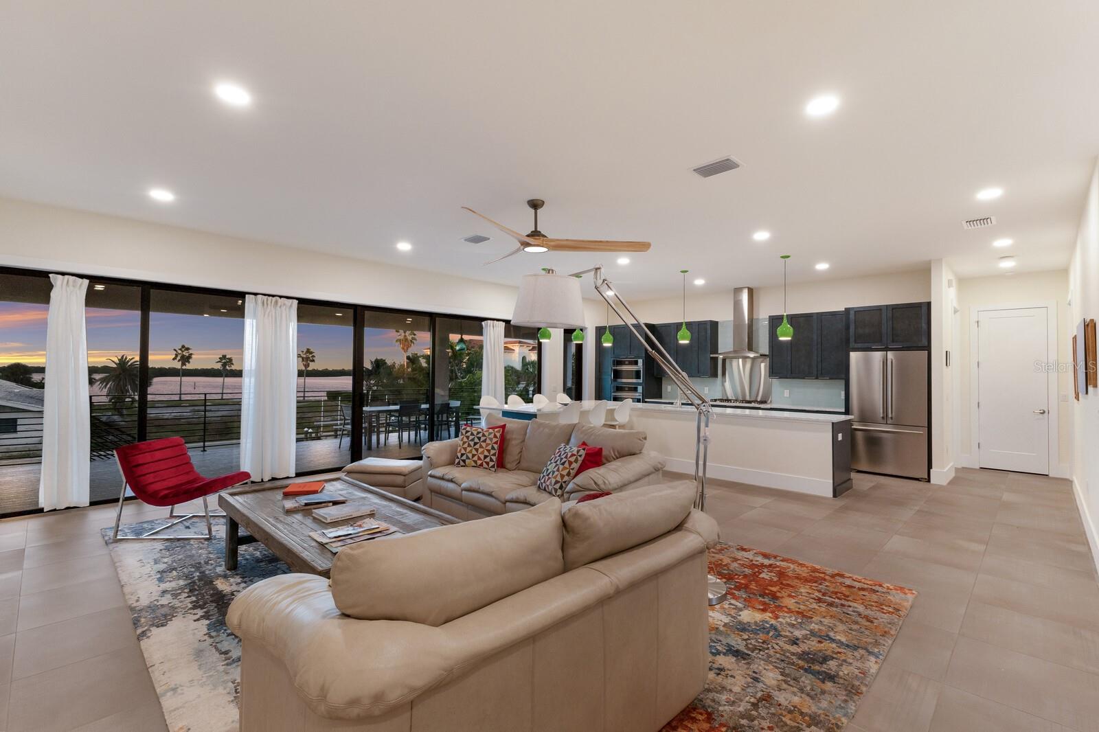 Image 14 of 69 For 569 Rountree Drive