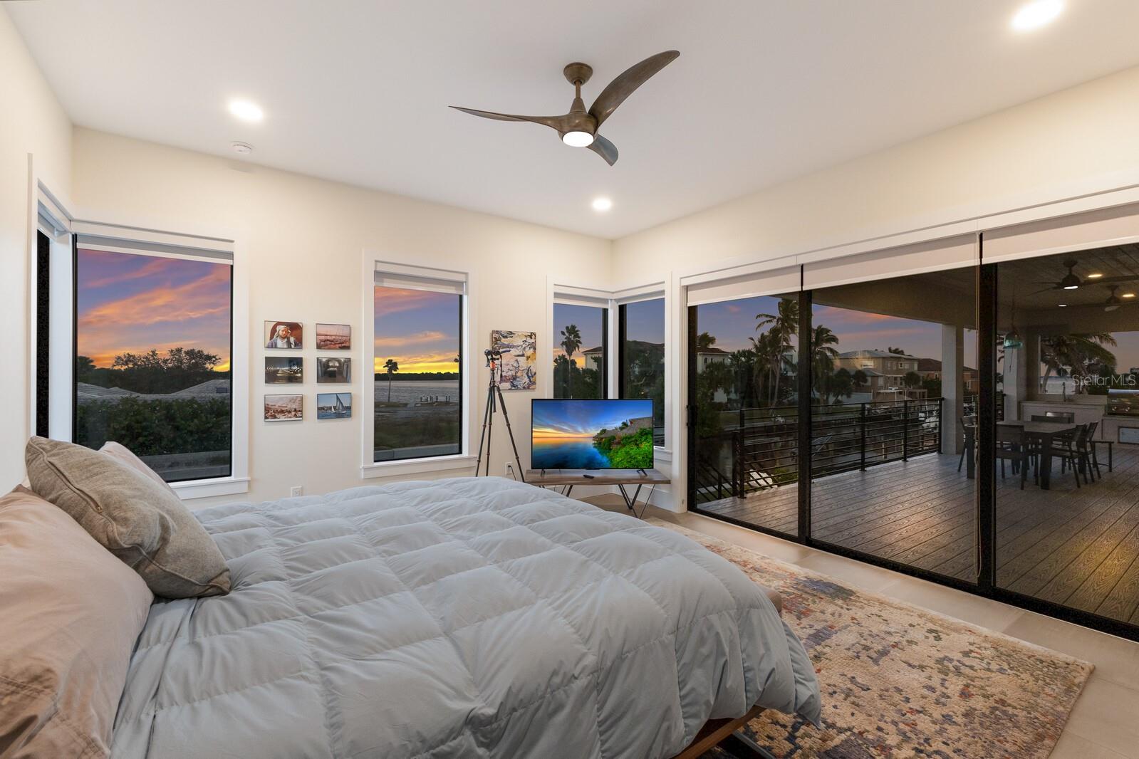 Image 23 of 69 For 569 Rountree Drive