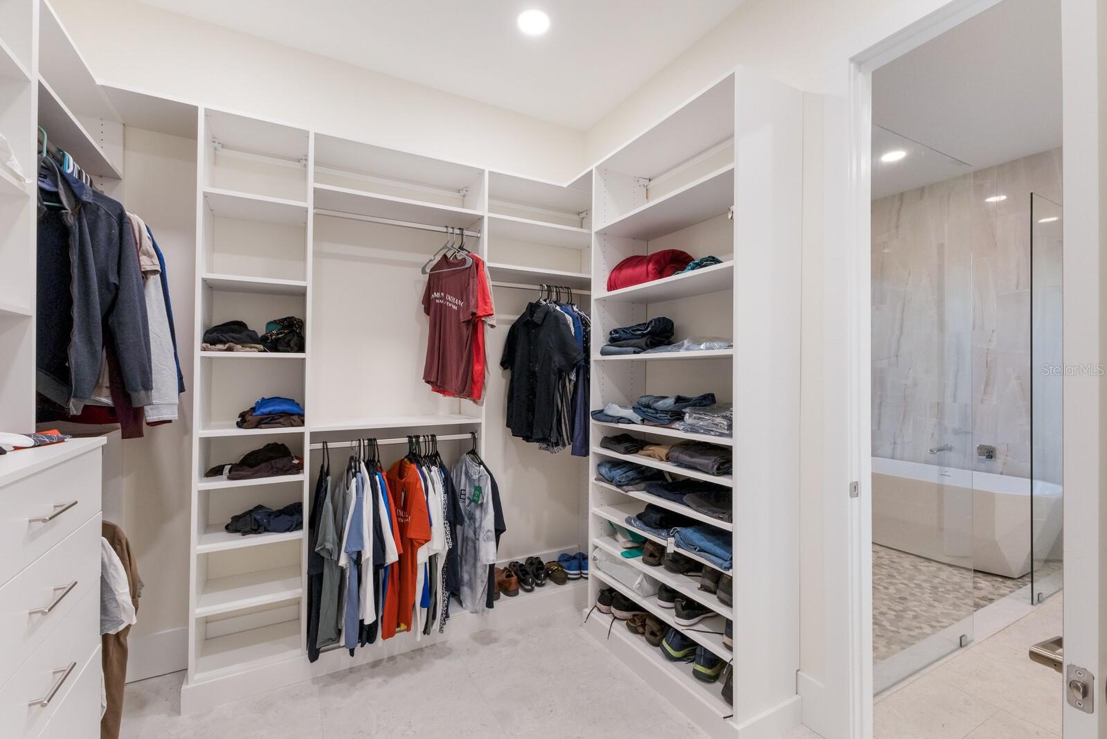 Image 28 of 69 For 569 Rountree Drive