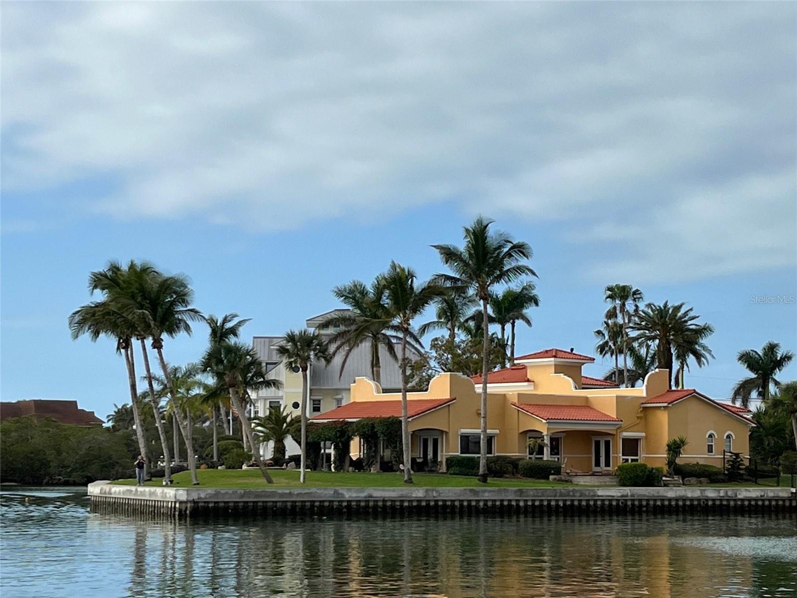 Image 52 of 61 For 929 Casey Cove Drive