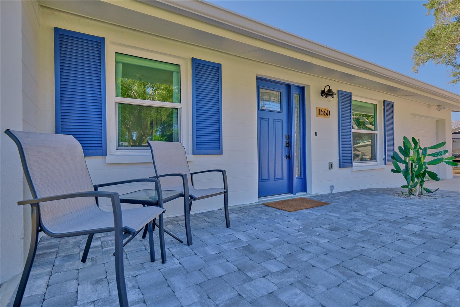 Image 2 of 64 For 1660 Livingstone Street