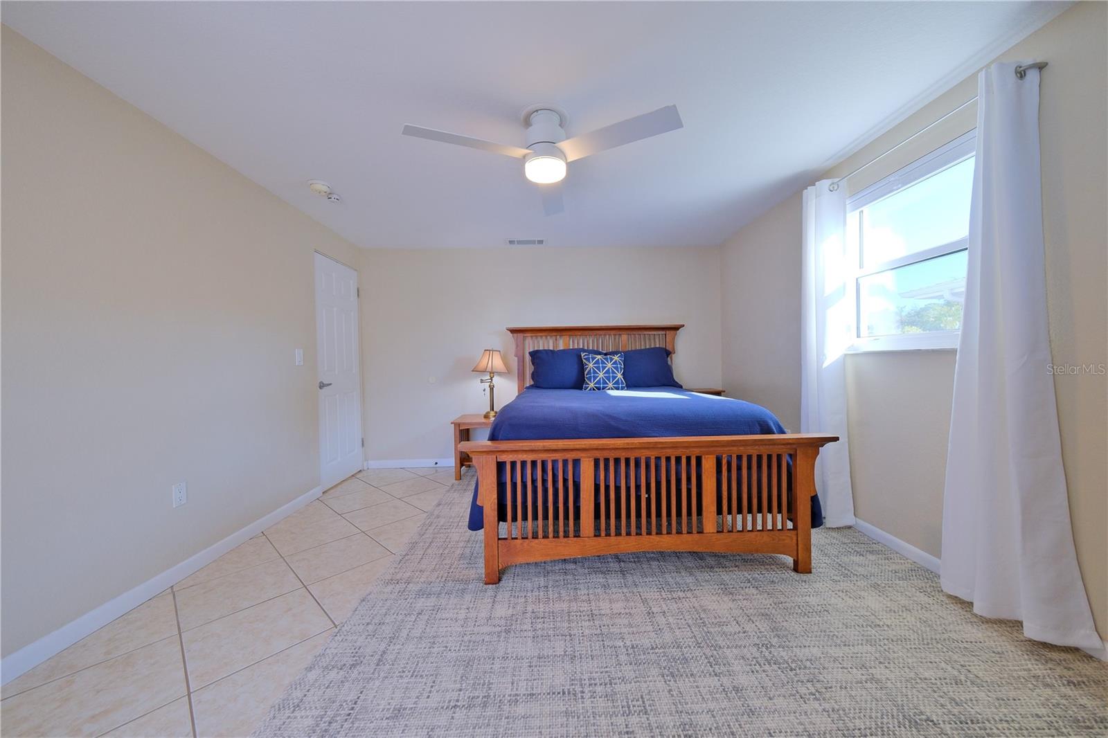 Image 24 of 64 For 1660 Livingstone Street