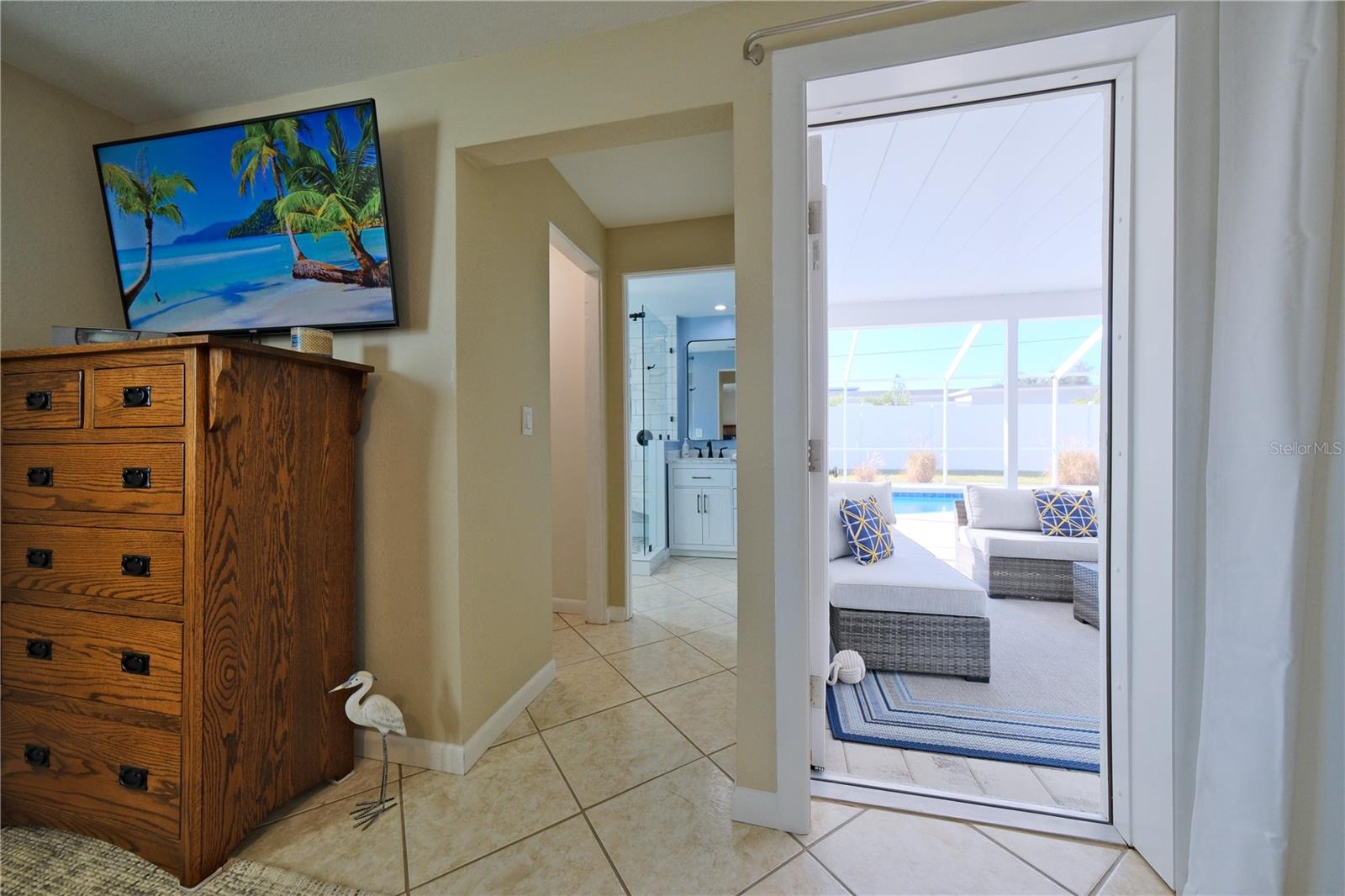 Image 25 of 64 For 1660 Livingstone Street